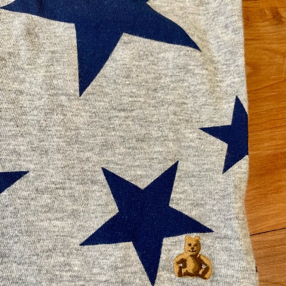 Baby Gap t-shirt size 5T. Like new. - Picture 3 of 4